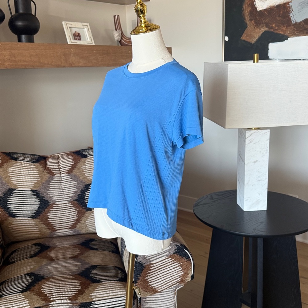 Lululemon Train to Be Short Sleeve Tee - Picture 8 of 10